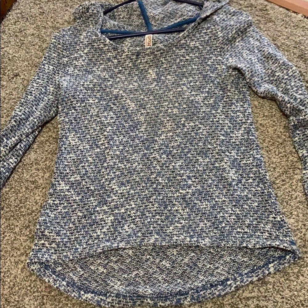 Pullover Sweater - Picture 3 of 4